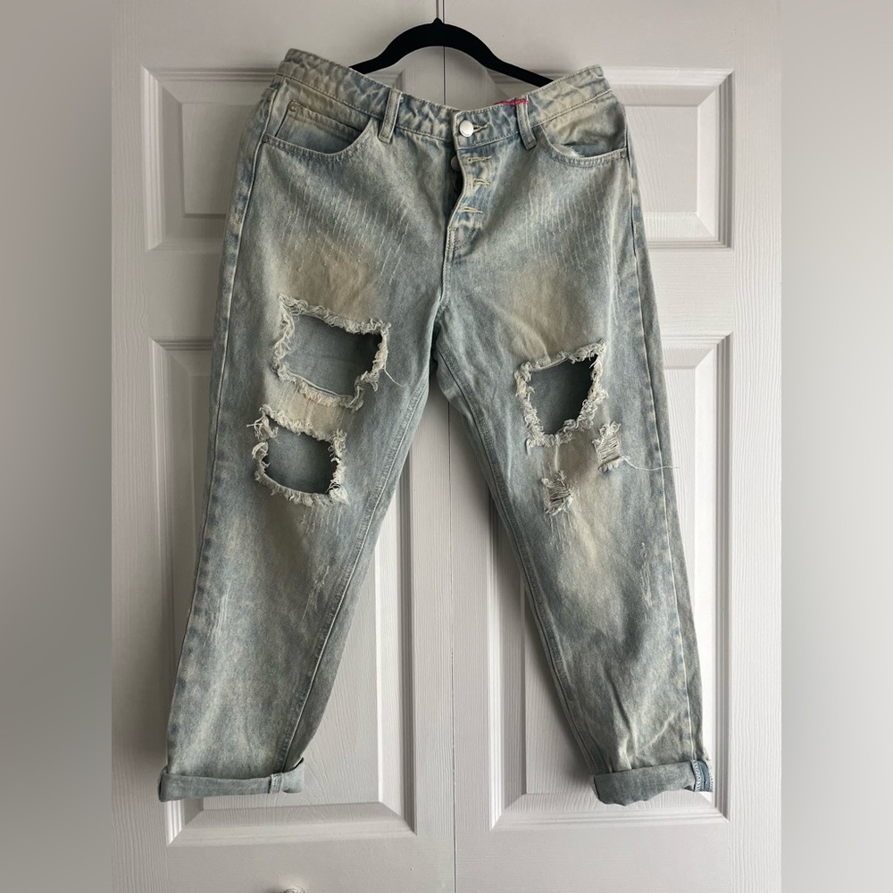Distressed BOYFRIEND Light Blue Jeans